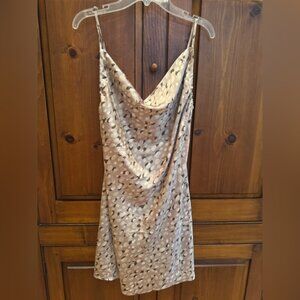 Forever 21 size small adjustable straps slip dress light, beige with print. EUC